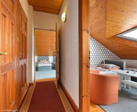 Goscinne Bryza ゲストハウス グディニャ